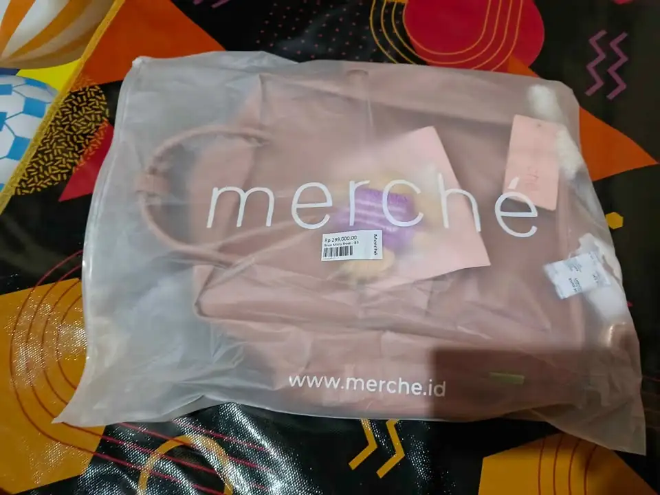 Tas Merche warna misty rose