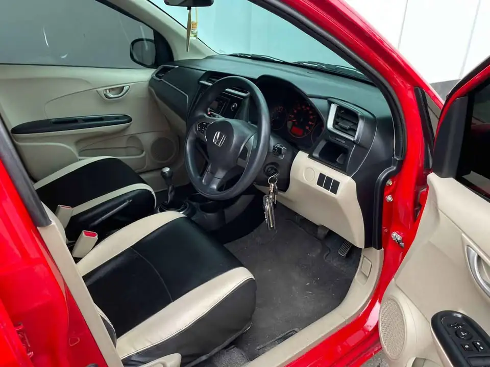 2016 Honda mobil kecil