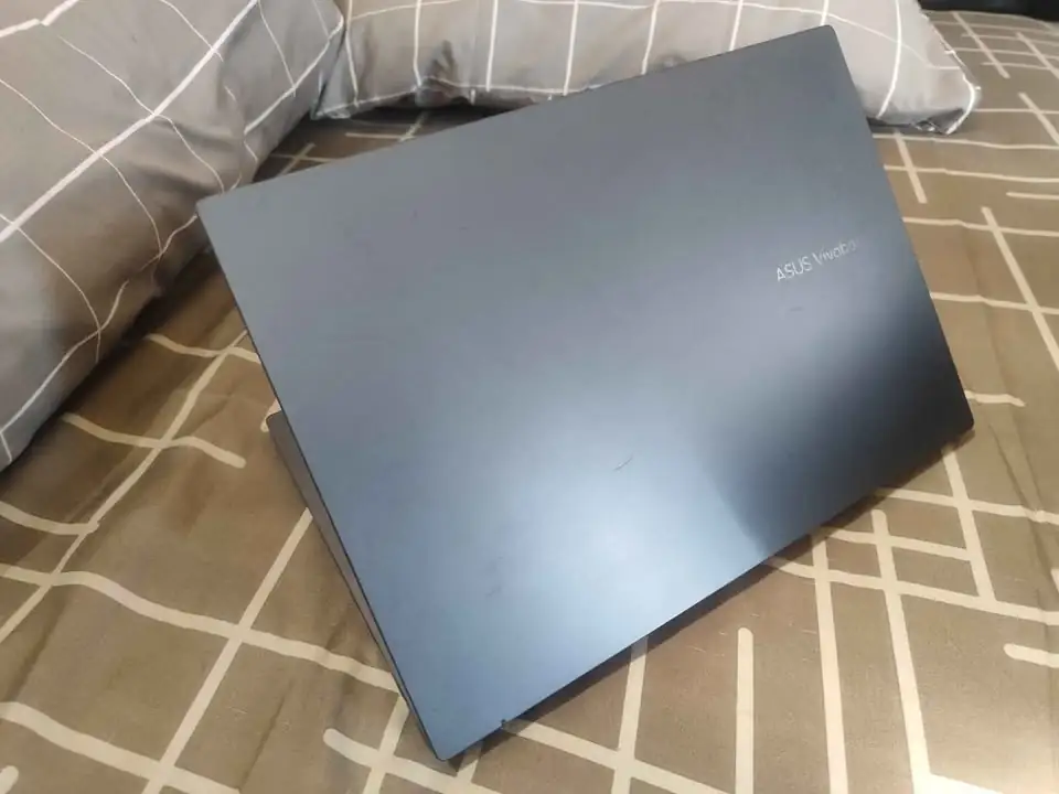 Asus VivoBook M1403QA