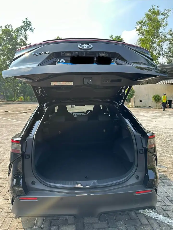 DIJUAL 2024 Toyota bz4x electric