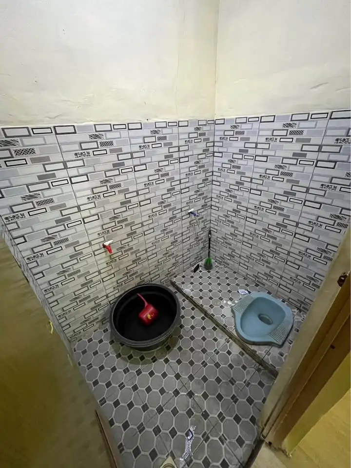DIsewakan 2 KT 1 Kamar Mandi – Rumah