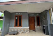 DIsewakan 2 KT 1 Kamar Mandi – Rumah