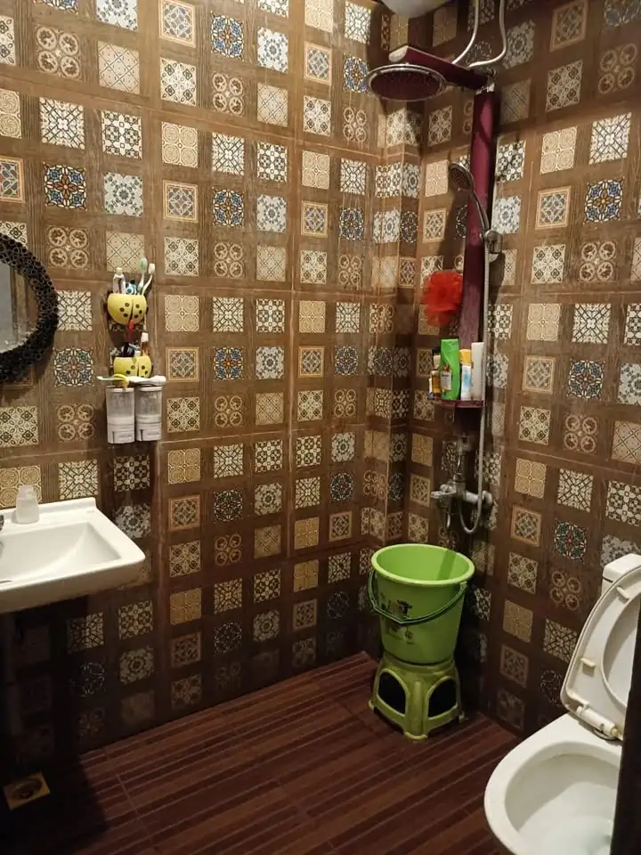 DIJUAL 2 KT 1 Kamar Mandi Rumah