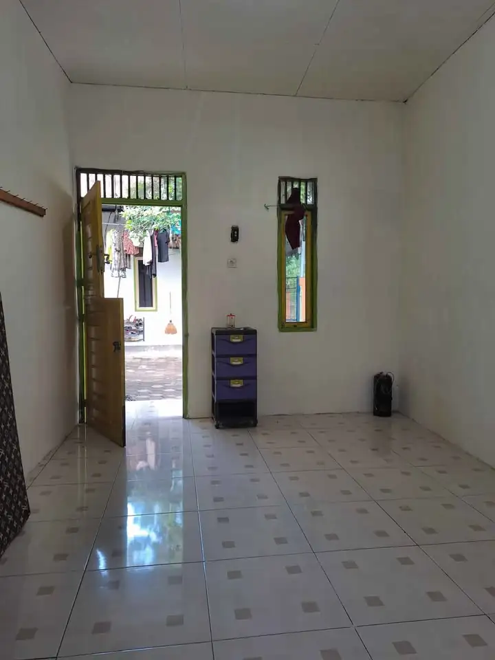 10 KT 10 KM – Rumah