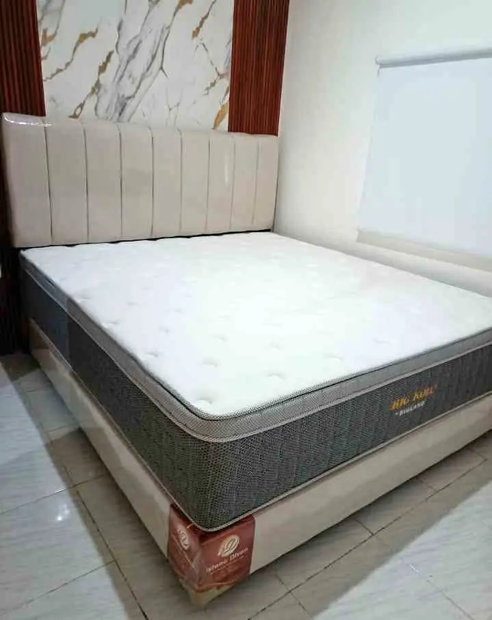 Tdr semakin nyaman dgn dipan tempat tidur modern….!!! Ready cod