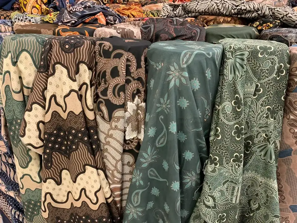 Kain Polimikro Batik murah meriah roll-rollan