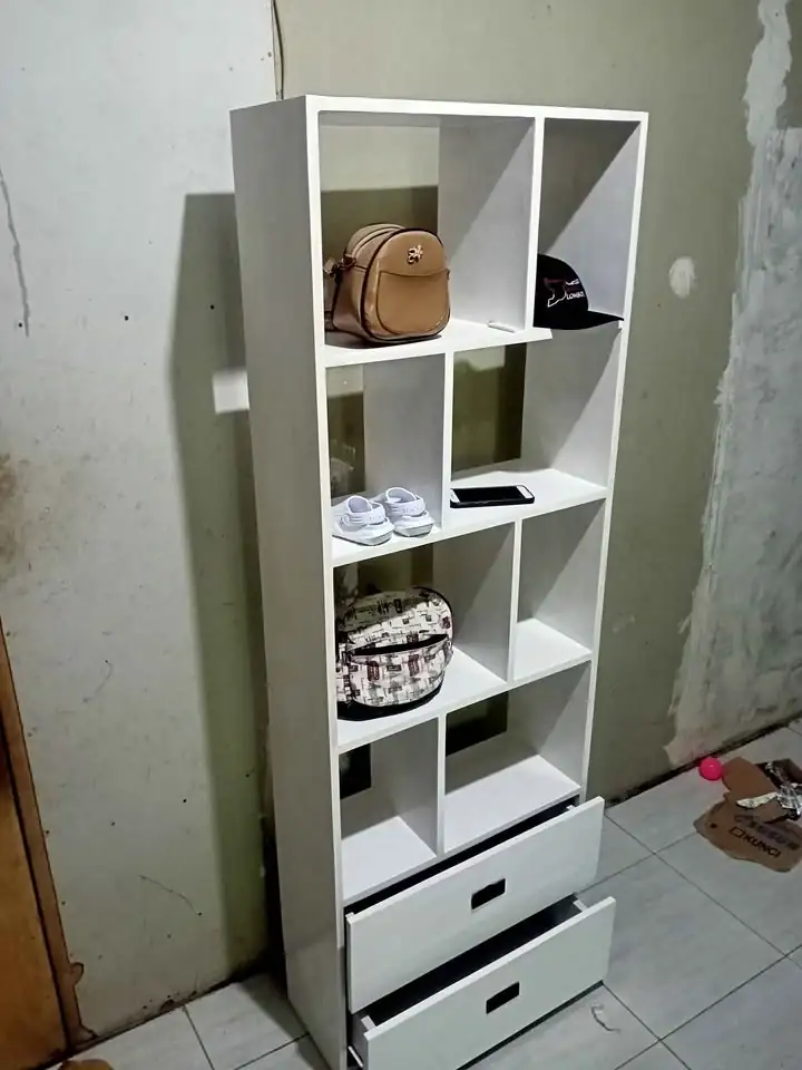 Rak buku rak murmer