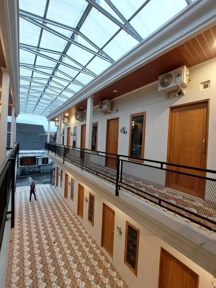 DIJUAL Kost Ekslusif 20 Kamar + 1 Jakal Dekat Kampus UII Yogyakarta