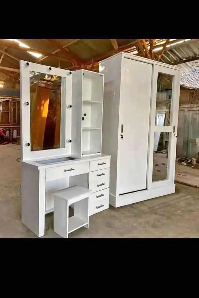 Paket lemari sliding+tolet minimalis kayu jati finishing cat Duco