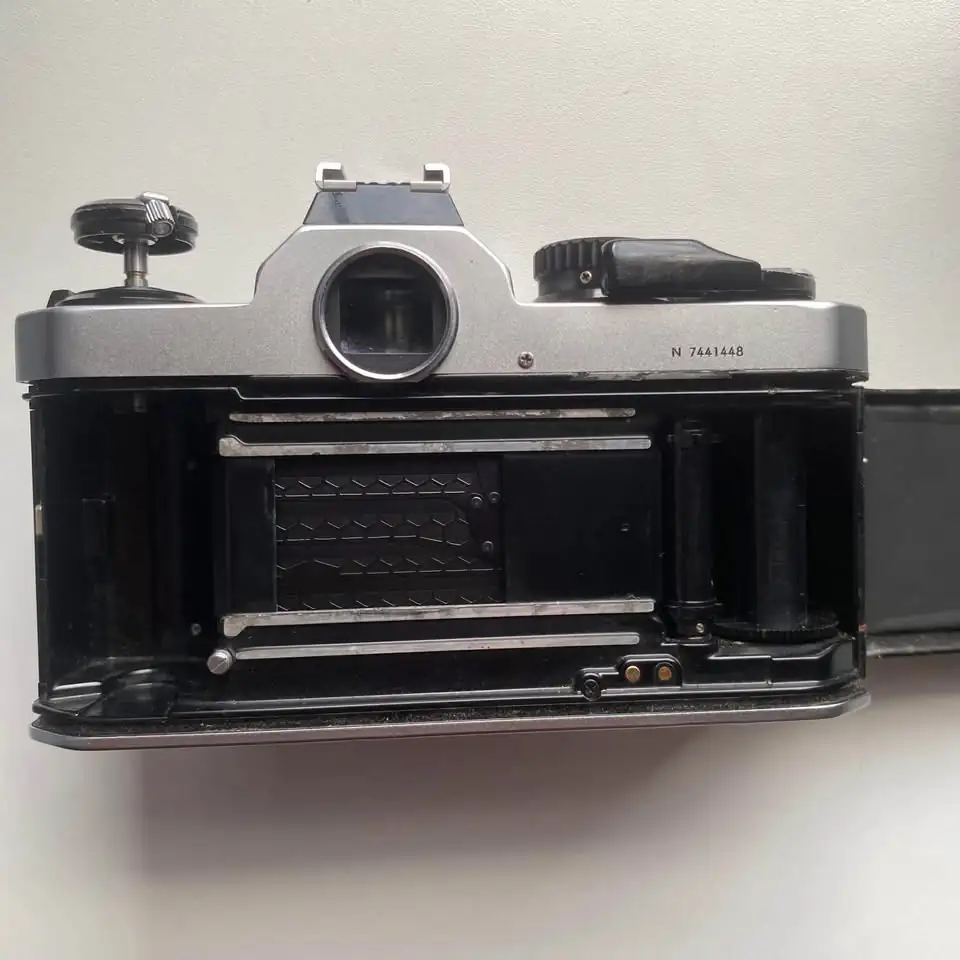 Kamera Analog Nikon FM2N Honeycomb + Nikon 35mm F2.8 AI