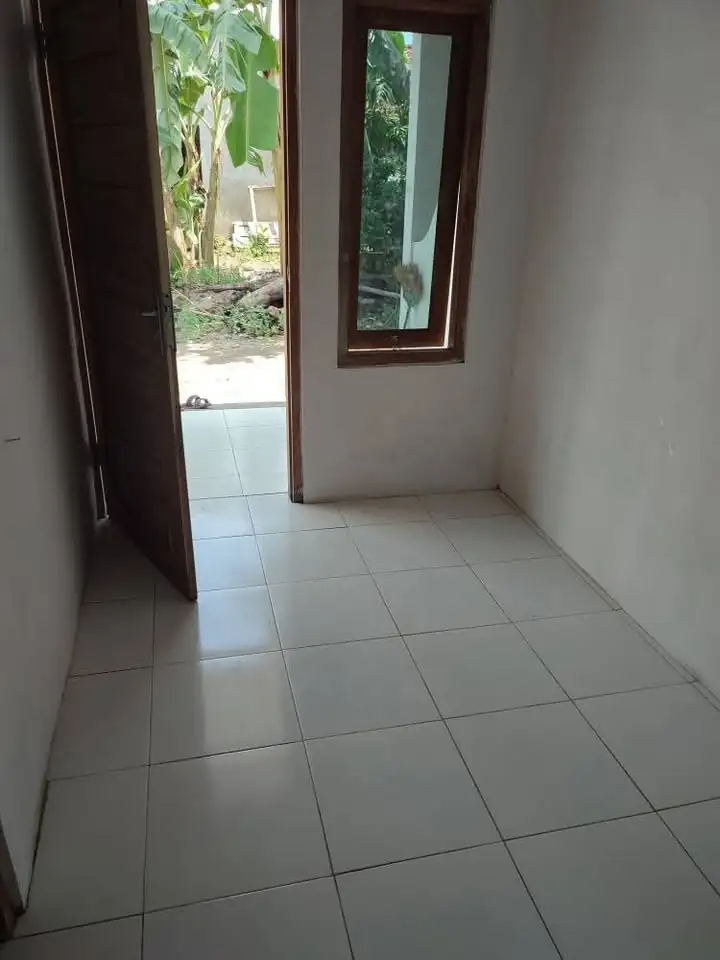 1 Kamar Tidur 1 Kamar Mandi – Rumah