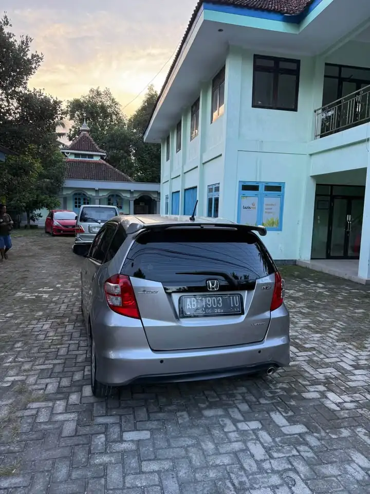 Dijual 2008 Honda jazz rs matic