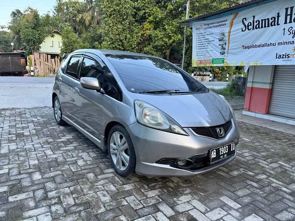 Dijual 2008 Honda jazz rs matic