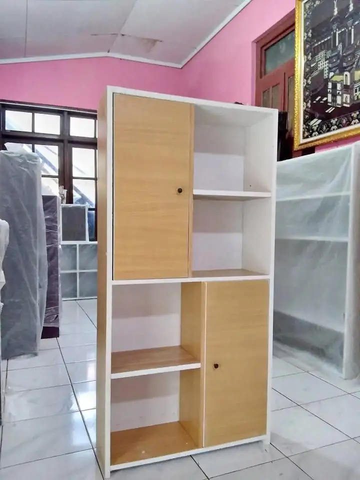 Rak buku bahan mdf