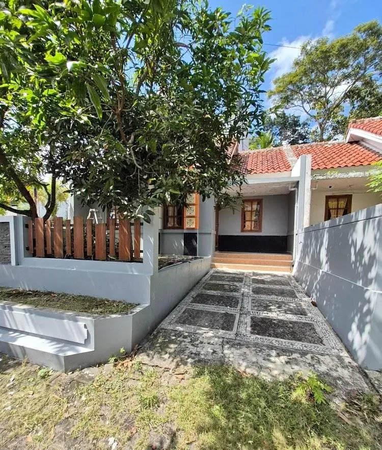 RUMAH DISEWAKAN / DIKONTRAKAN
