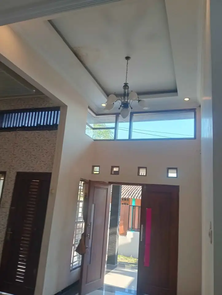 2 KT 1 Kamar Mandi – Rumah