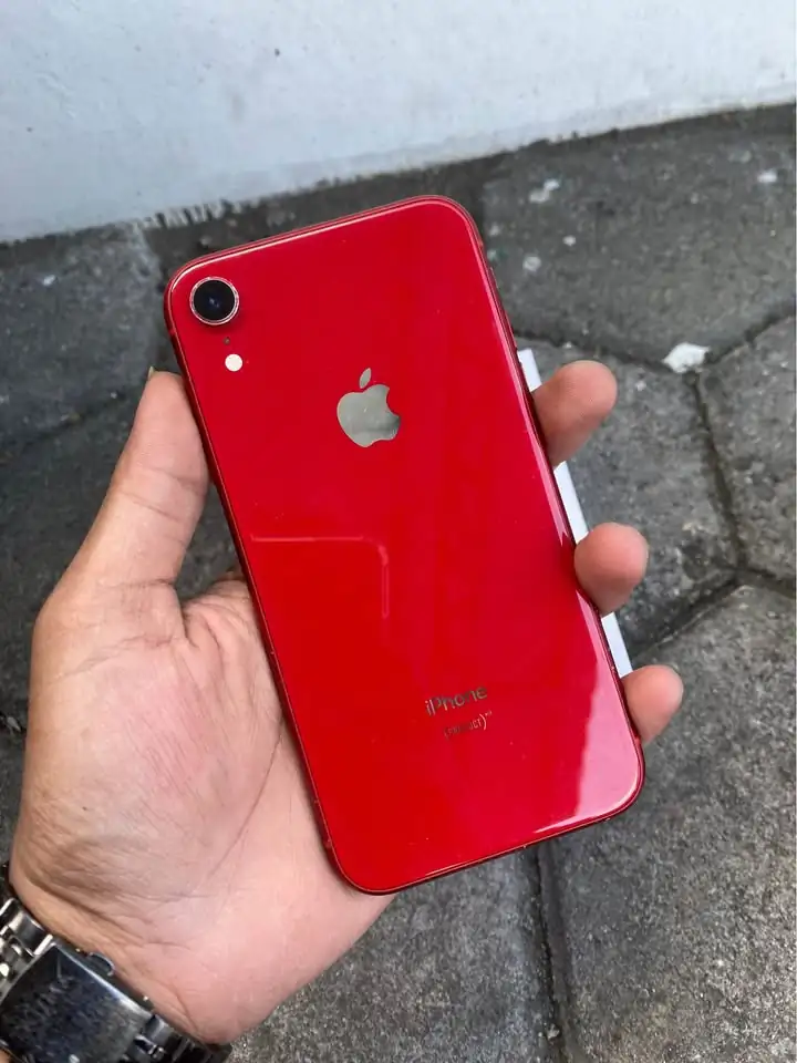 Jual iPhone Xr 64