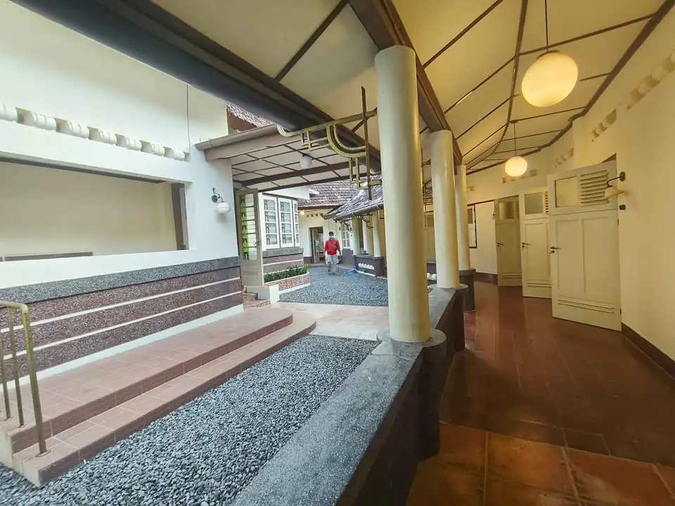 Dijual 7 KT 6 KM – Rumah 9 Miliar