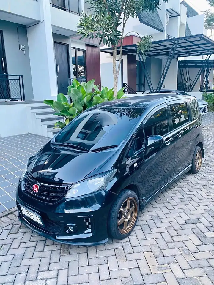 2009 Honda freed