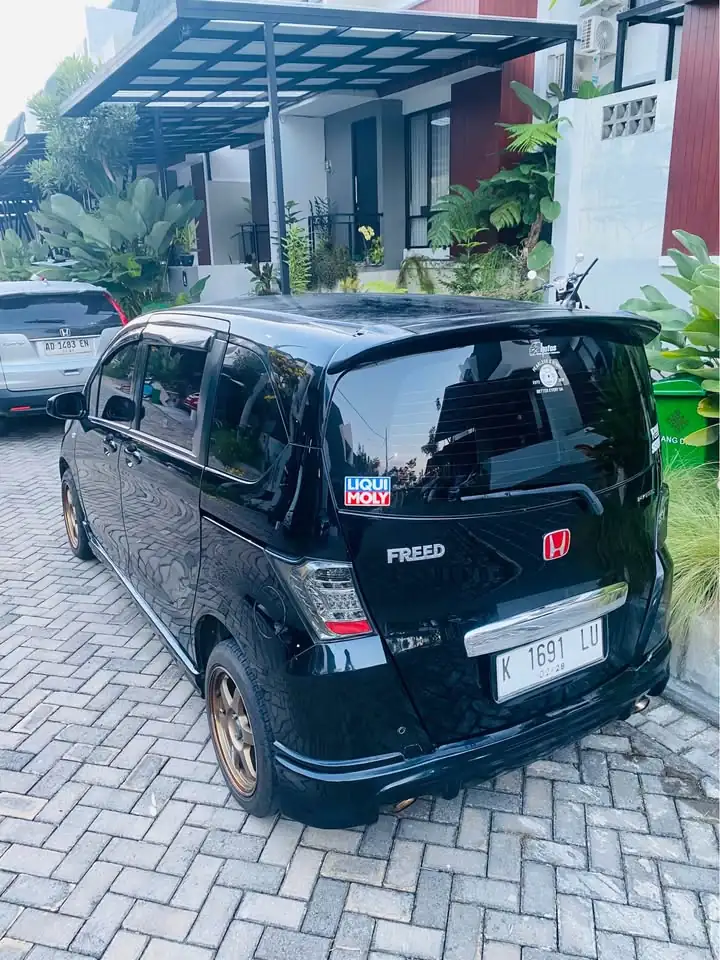 2009 Honda freed