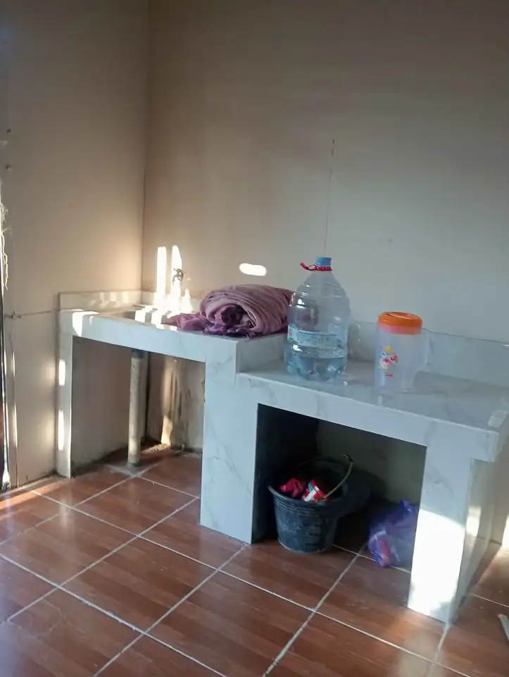 2 KT 1 Kamar Mandi – Rumah