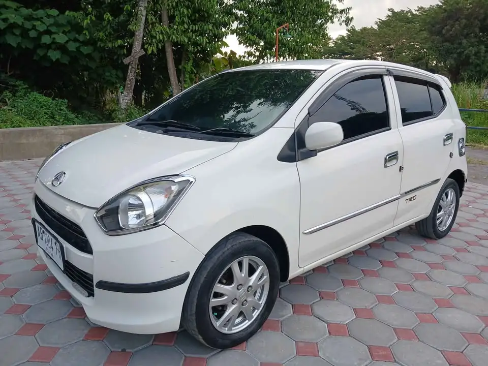 2014 Daihatsu ayla
