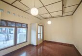 Dijual 7 KT 6 KM – Rumah 9 Miliar