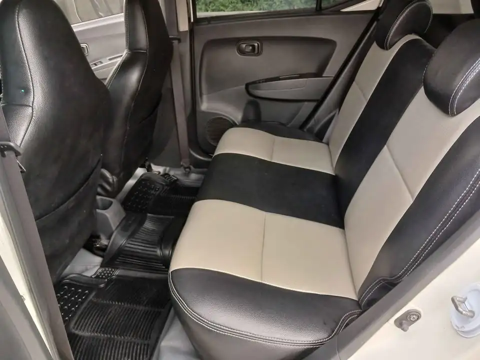 2014 Daihatsu ayla