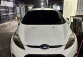 2012 Ford fiesta