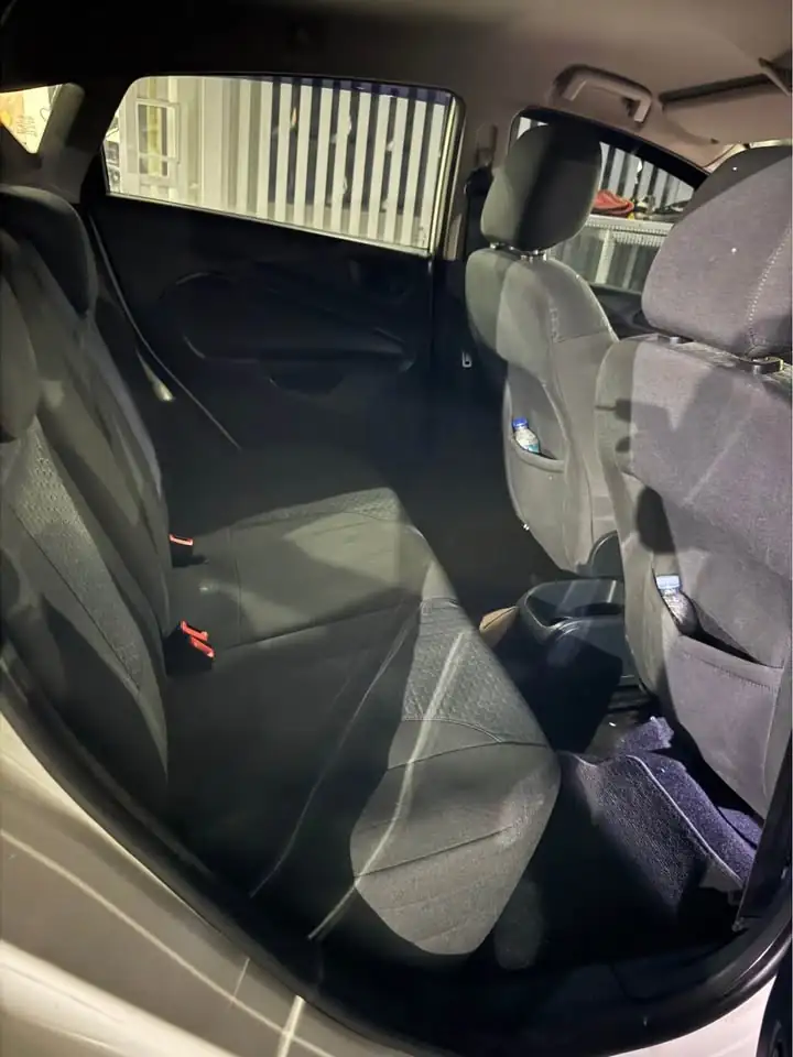 2012 Ford fiesta