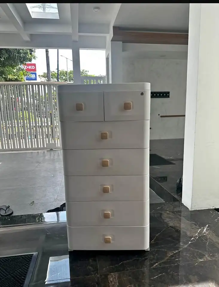 Lemari Perlengkapan Bayi