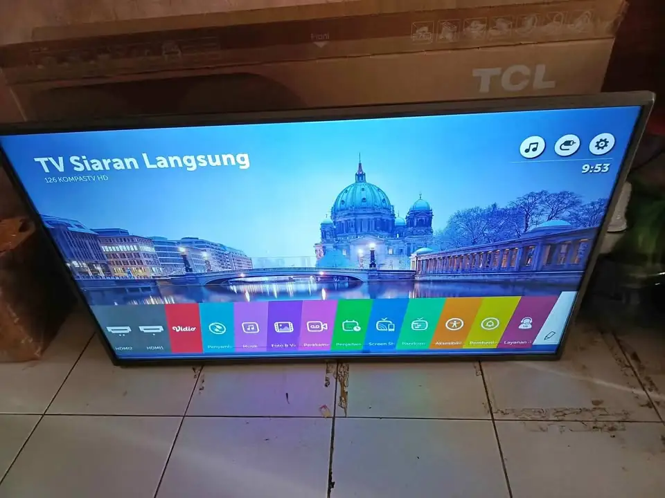 Tv LG 40inch minus seperti di foto, selebih nya aman semua