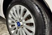 2012 Ford fiesta