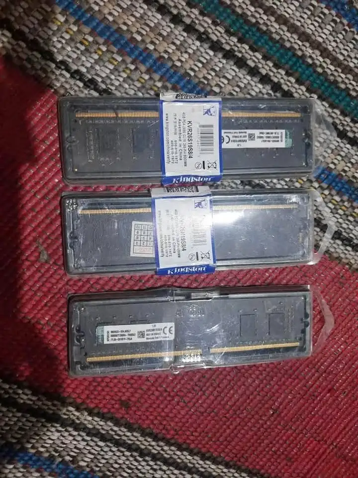 Ram 4gb ddr4 ada 3pcs jadi 12gb