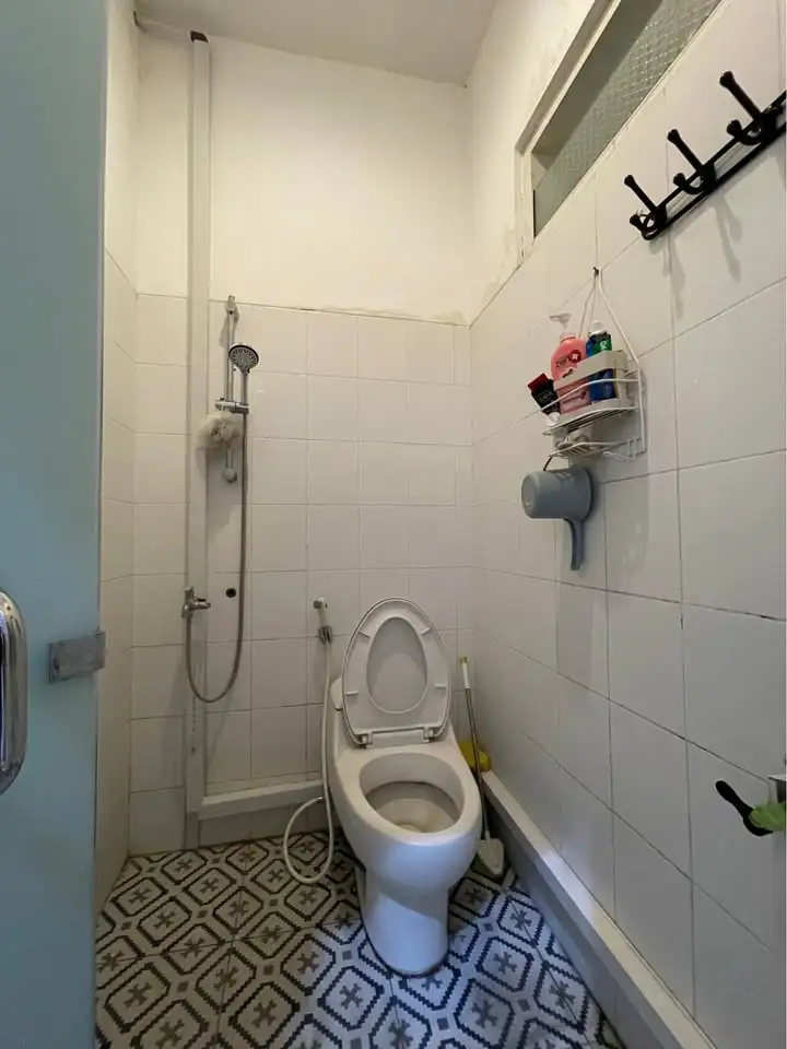 3 KT 2 KM – Rumah Dijual