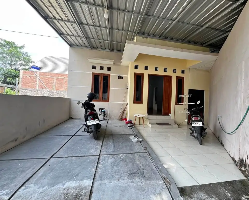 3 KT 1 Kamar Mandi – Rumah Disewakan