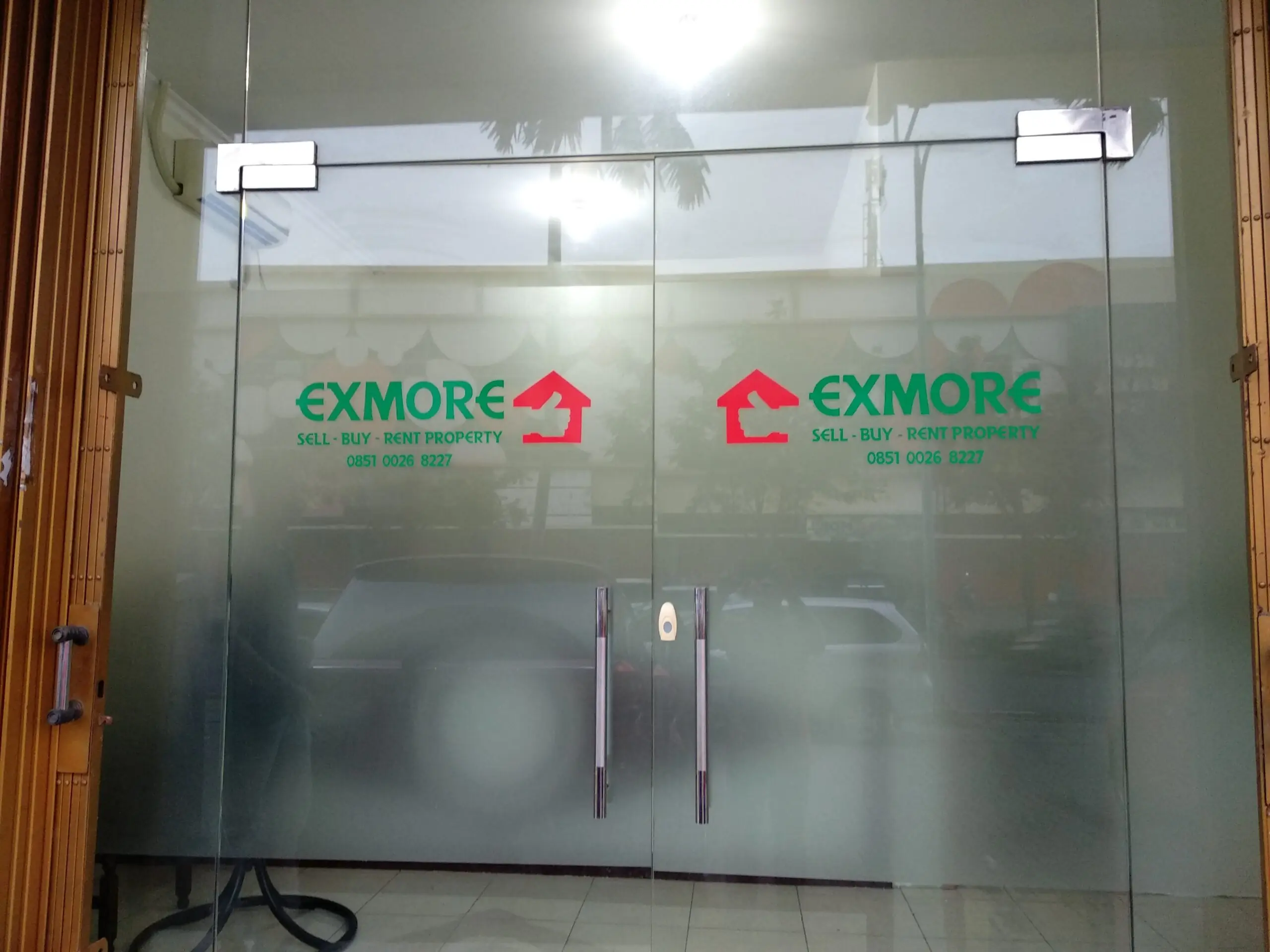 Jasa cutting sticker jakarta selatan