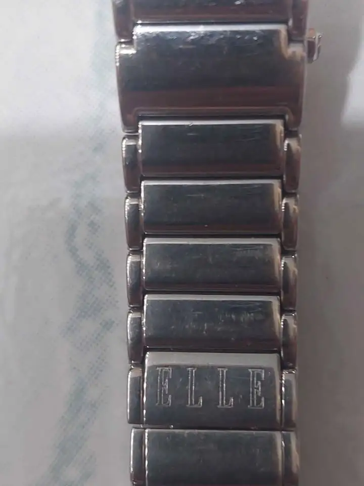 Jual jam tangan cewek Elle ori mulus normal hrg 175 rb
