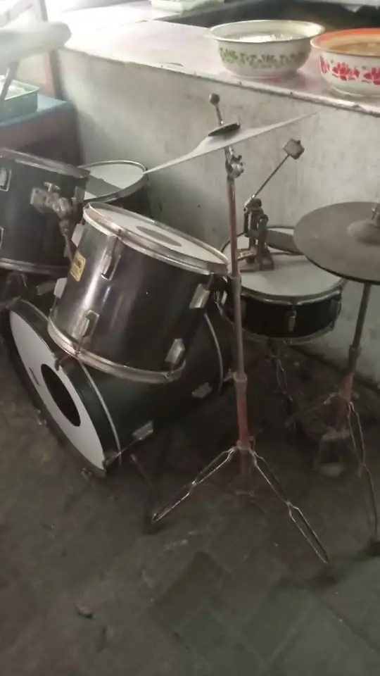Drum dewasa rolling superior apa adanya