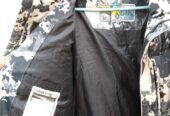 Jaket volcom