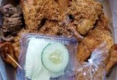 Ater ater ayam utuh / Separo , ada bakar, bacem , kremes dan srundeng