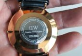 Jam tangan pria DW Original