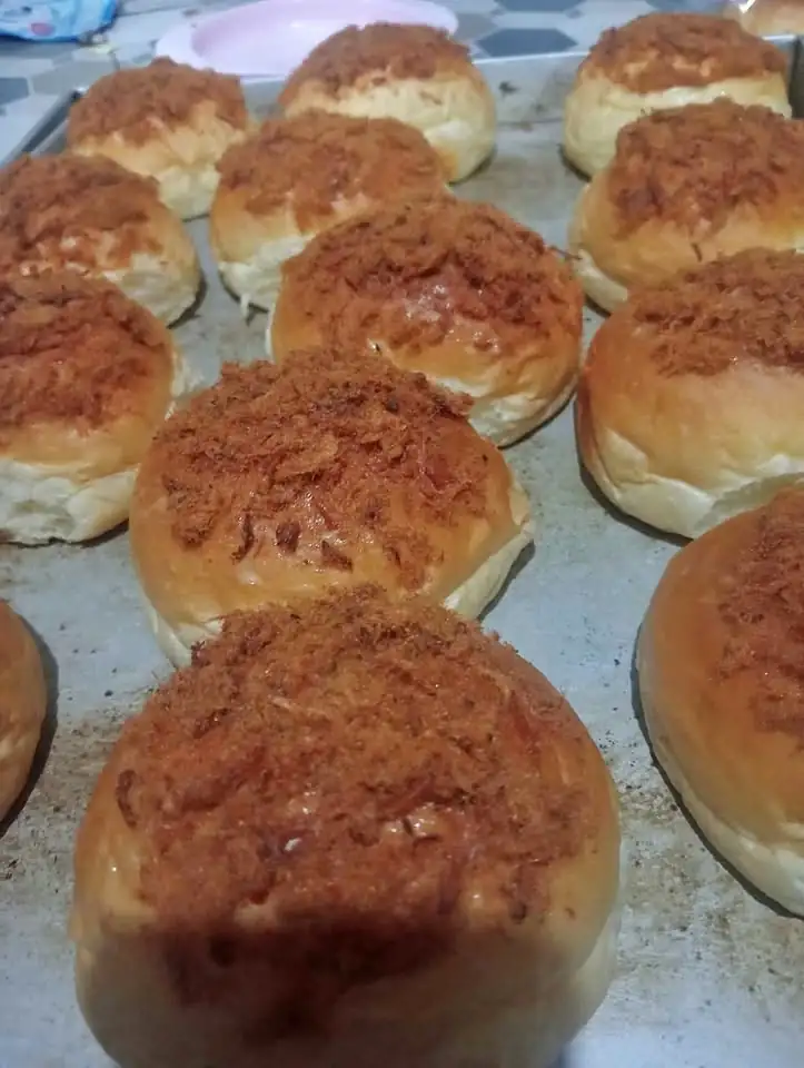Aneka macam roti manis spesial merdeka