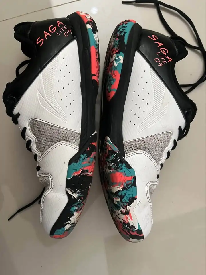 di jual Sepatu Lining saga lite 9