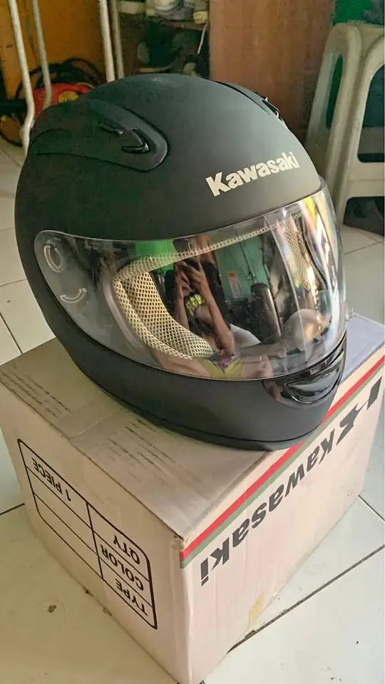 monggo di jual helm masih bangus