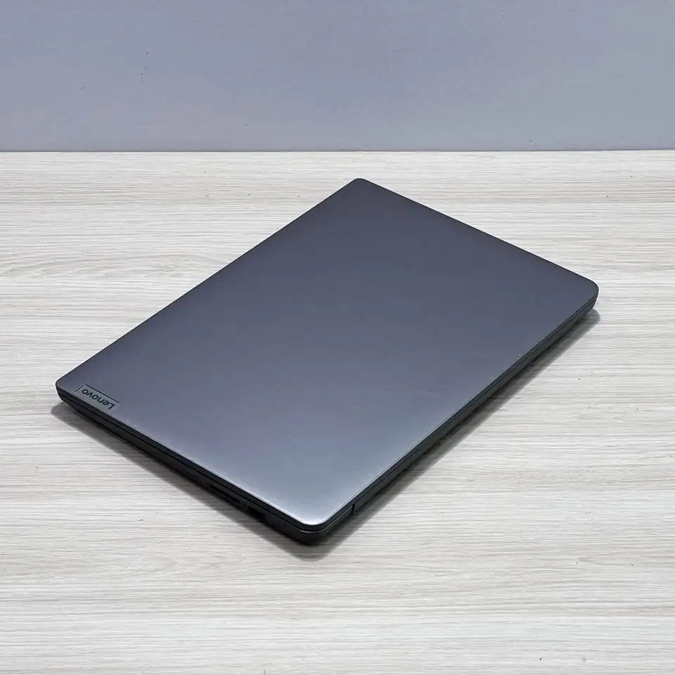 Laptop Lenovo Ideapad Slim 3 Core I3 Gen 11 Ram 8GB SSD 512 Nvme fisik