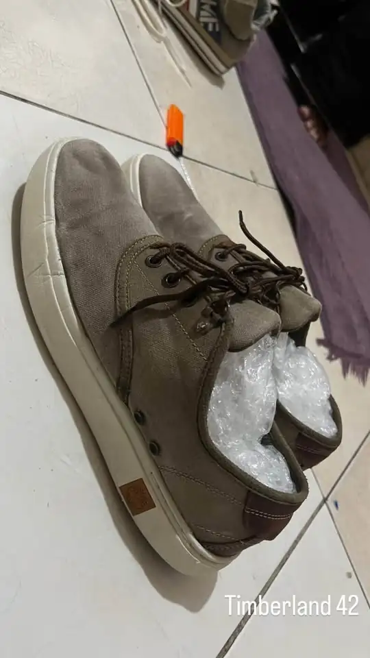 SEPATU SECOND TIMBERLAND DESCENTE MERRELL DLL