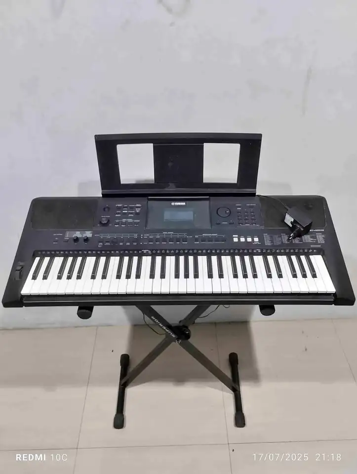 Keyboard Yamaha PSR E453