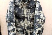 Jaket volcom