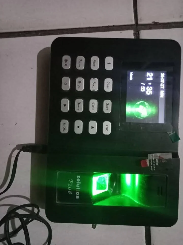 Dijual fingerprint solution P208 kondisi normal